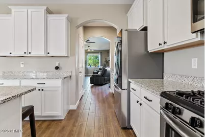 17149 W Lisbon Lane, Surprise, AZ 85388 - Photo 12