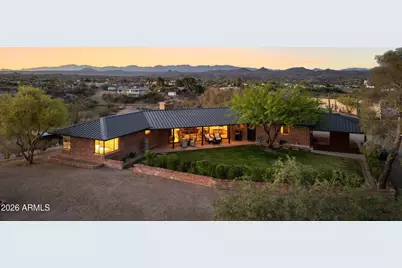 890 W Palo Verde Drive, Wickenburg, AZ 85390 - Photo 1