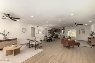 526 W Pantera Ave, Mesa, AZ 85210 - Photo 2