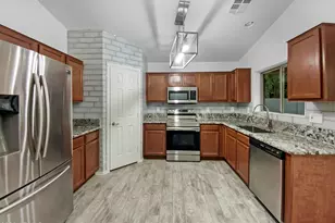 36795 W Mondragone Ln, Maricopa, AZ 85138 - Photo 2