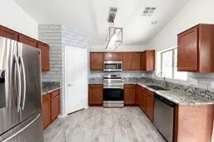 36795 W Mondragone Ln, Maricopa, AZ 85138 - Photo 2