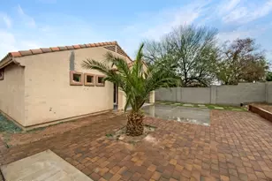 36795 W Mondragone Ln, Maricopa, AZ 85138 - Photo 14