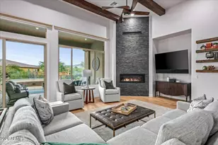 10876 E Celestial Dr, Scottsdale, AZ 85262 - Photo 10