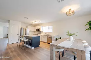 10561 W Louise Dr, Peoria, AZ 85383 - Photo 14