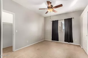 1015 S Val Vista Dr, Mesa, AZ 85204 - Photo 16