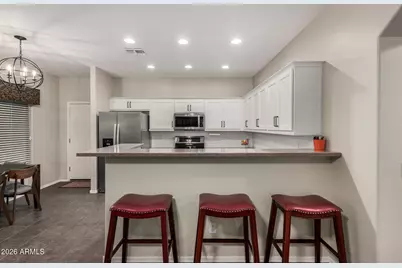 529 E San Carlos Way, Chandler, AZ 85249 - Photo 4