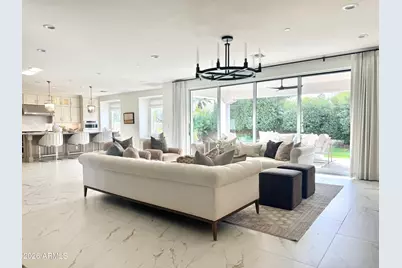 2931 E Madison Vistas Drive, Phoenix, AZ 85016 - Photo 12