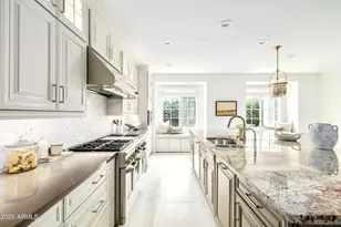 2931 E Madison Vistas Dr, Phoenix, AZ 85016 - Photo 6