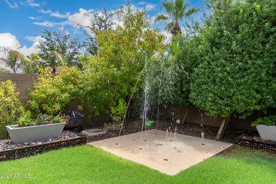 2931 E Madison Vistas Drive, Phoenix, AZ 85016 - Photo 36