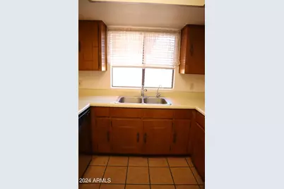 2281 S Iris Drive, Sierra Vista, AZ 85635 - Photo 4