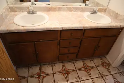 2281 S Iris Drive, Sierra Vista, AZ 85635 - Photo 18