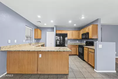 41628 W Hillman Drive, Maricopa, AZ 85138 - Photo 10