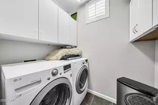 8270 N Hayden Rd, Scottsdale, AZ 85258 - Photo 6