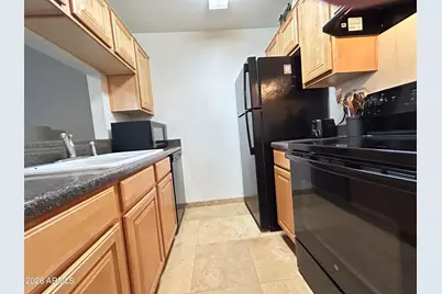 14203 N 19th Avenue #Unit 1024, Phoenix, AZ 85023 - Photo 8