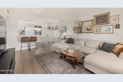 811 E El Caminito Drive, Phoenix, AZ 85020 - Photo 2