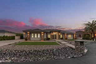 18225 W San Juan Ct, Litchfield Park, AZ 85340 - Photo 2
