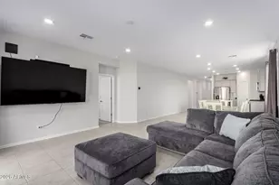 35650 W Mallorca Ave, Maricopa, AZ 85138 - Photo 10