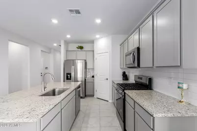 35650 W Mallorca Avenue, Maricopa, AZ 85138 - Photo 14