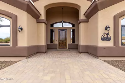 19525 W Huron Lane, Buckeye, AZ 85326 - Photo 4