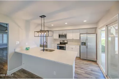 12243 S Chippewa Drive, Phoenix, AZ 85044 - Photo 10