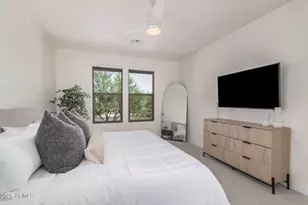 2425 W Bronco Butte Trl, Phoenix, AZ 85085 - Photo 18