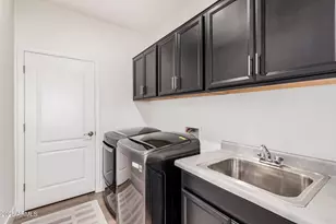 2425 W Bronco Butte Trl, Phoenix, AZ 85085 - Photo 28