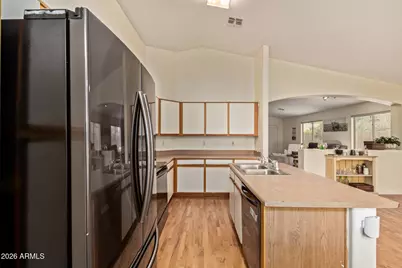 15863 W Jackson Street, Goodyear, AZ 85338 - Photo 10