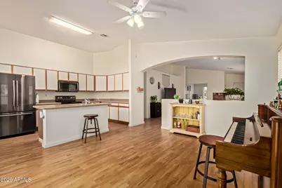 15863 W Jackson Street, Goodyear, AZ 85338 - Photo 6