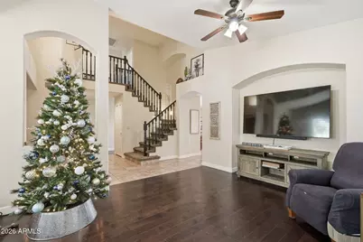 4418 E Graythorn Street, Phoenix, AZ 85044 - Photo 4