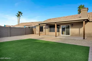 952 S Canal Dr, Gilbert, AZ 85296 - Photo 38