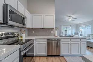 2574 W Sawtooth Way, Queen Creek, AZ 85144 - Photo 2