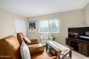 623 W Guadalupe Rd, Mesa, AZ 85210 - Photo 4