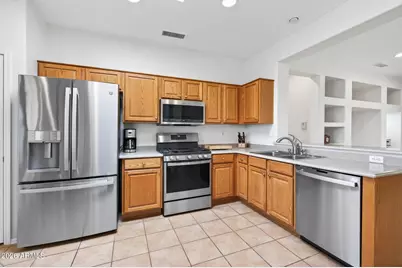 18651 N Summerbreeze Way, Surprise, AZ 85374 - Photo 10