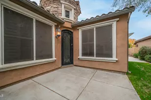 3095 S Ashley Dr, Chandler, AZ 85286 - Photo 4