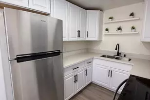 2234 W Medlock Dr, Phoenix, AZ 85015 - Photo 4