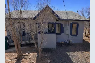 201 Madison Street, Winslow, AZ 86047 - Photo 1