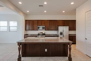 25172 N 75th Ln, Peoria, AZ 85383 - Photo 2
