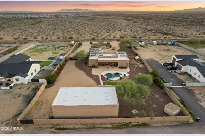 14526 W Jomax Road, Surprise, AZ 85387 - Photo 10