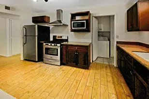 10521 W Snead Dr, Sun City, AZ 85351 - Photo 2