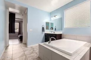 3038 W Lynne Ln, Phoenix, AZ 85041 - Photo 18