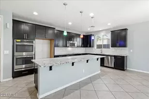 3038 W Lynne Ln, Phoenix, AZ 85041 - Photo 6