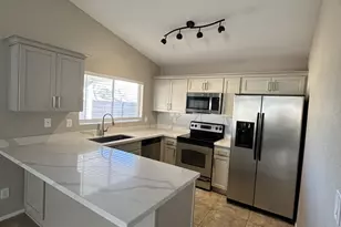 8663 N 107th Dr, Peoria, AZ 85345 - Photo 4