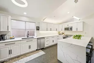 6560 E Saddleback St, Mesa, AZ 85215 - Photo 8