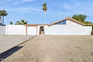 3734 W Sahuaro Dr, Phoenix, AZ 85029 - Photo 2