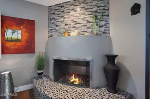 2237 E Nicolet Ave, Phoenix, AZ 85020 - Photo 28