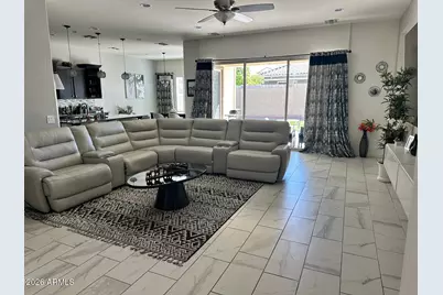 1083 E Holland Park Drive, Gilbert, AZ 85297 - Photo 2