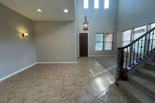 18268 N 92nd St, Scottsdale, AZ 85255 - Photo 2