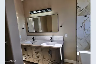 14279 W Boca Raton Road, Surprise, AZ 85379 - Photo 12