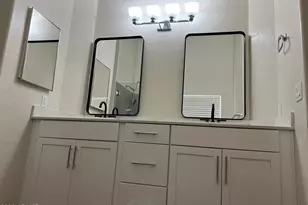 910 S Paradise Dr, Gilbert, AZ 85233 - Photo 10