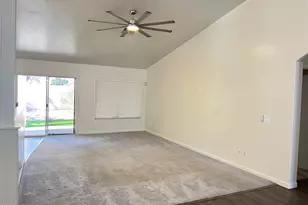 910 S Paradise Dr, Gilbert, AZ 85233 - Photo 6